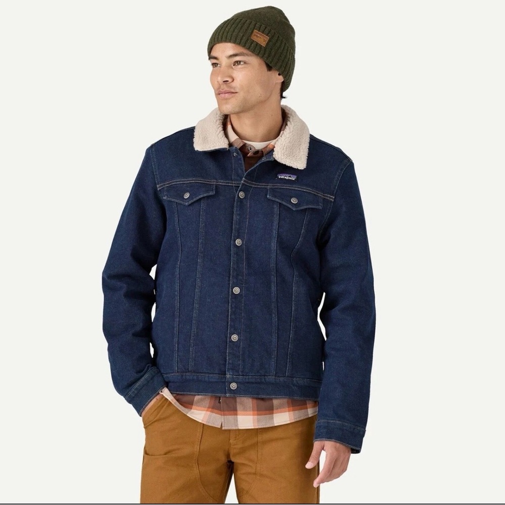 Patagonia Men's Sherpa Pile Lined Denim Trucker Jacket Sz Medium Blue MSRP $189